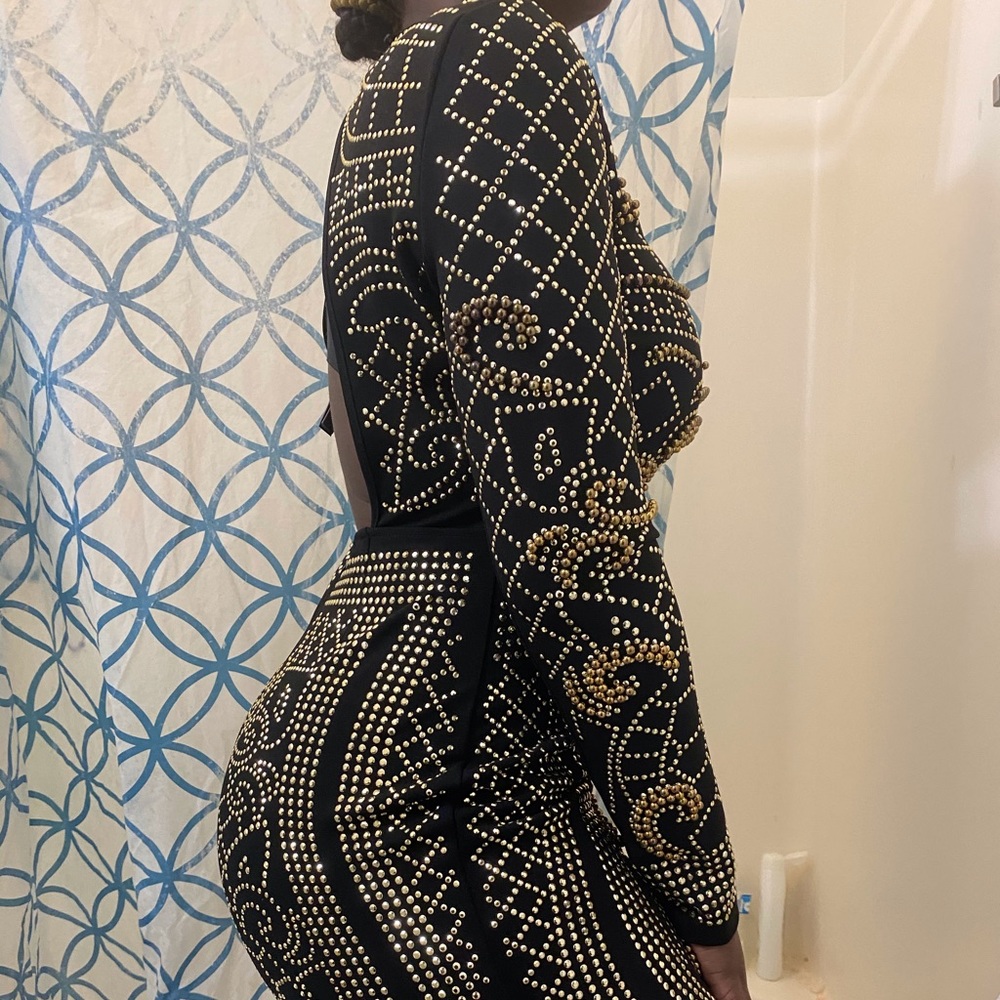 Dress - Picture 2 of 4